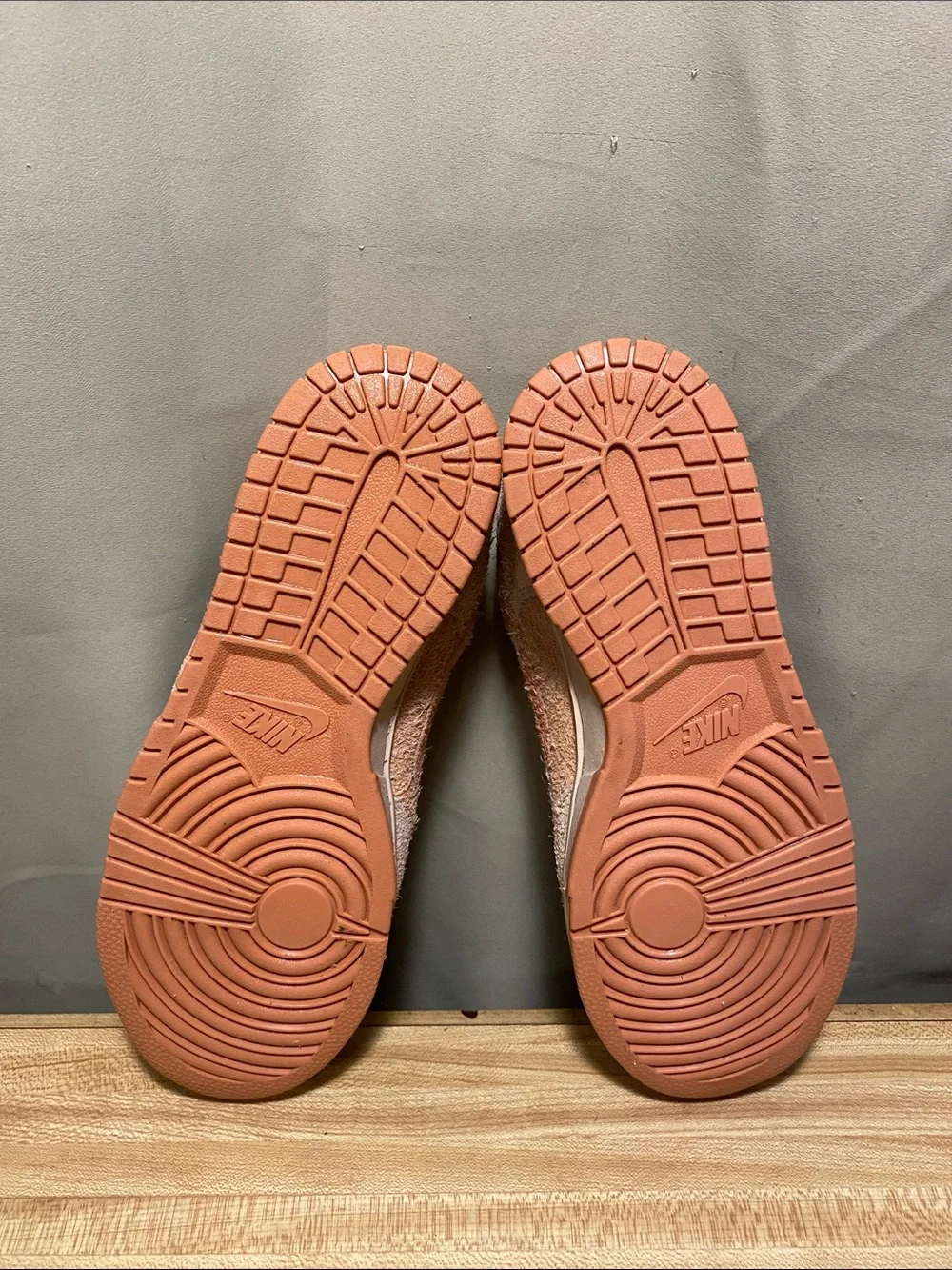 Nike WMNS Dunk Low Shimmer Amber Brown Suede Brunt Sunrise  9.5/ Mens 8